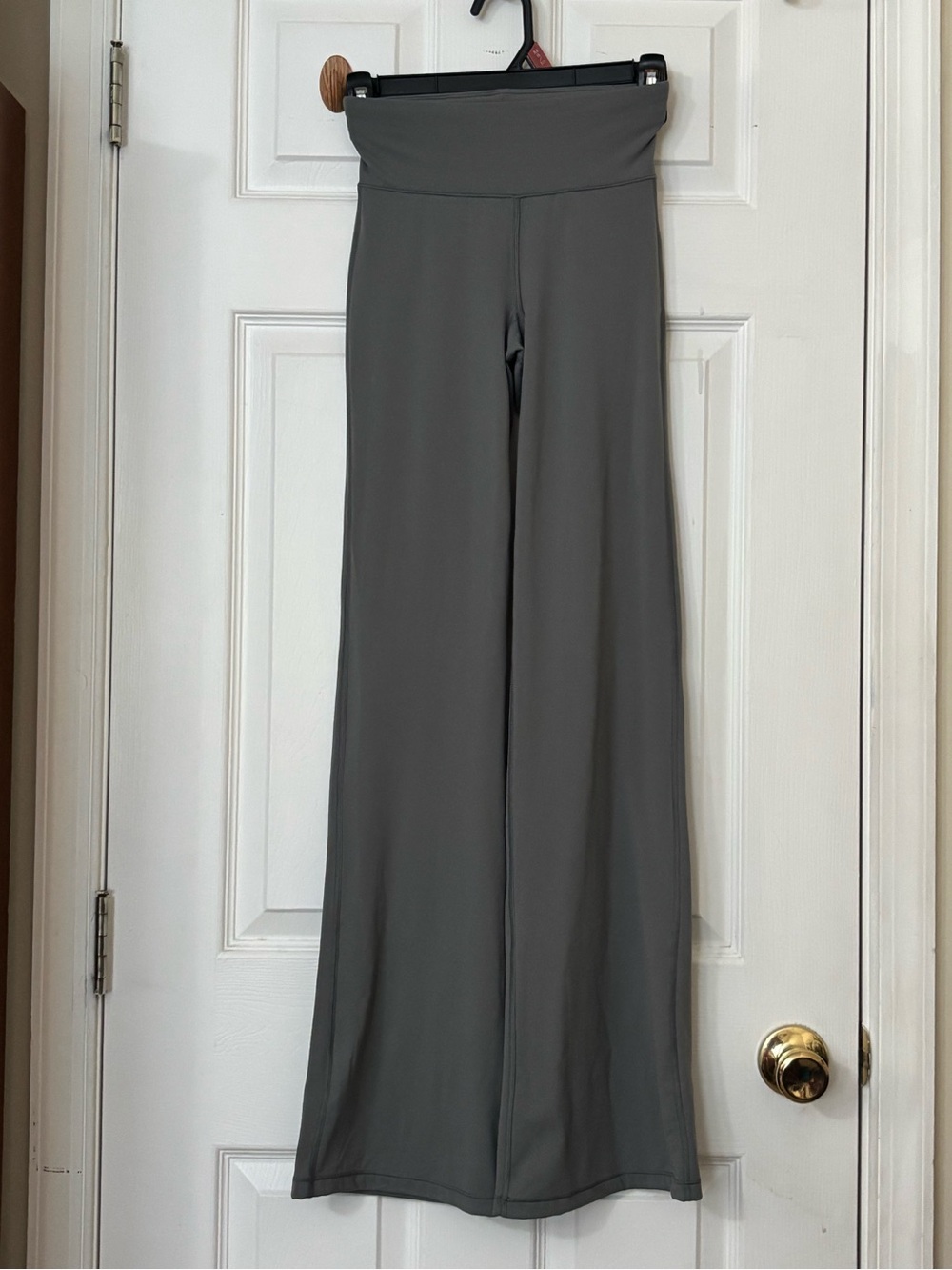 Aeropostale Women’s Flared Leggings Size XS Gray Mid Rise Sportswear